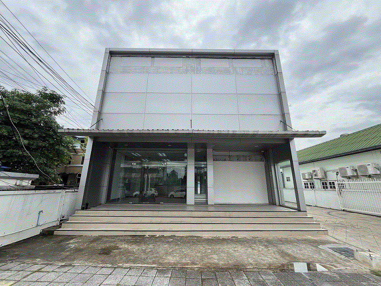 อาคารสำนักงานหลุดจำนอง ธ.ธนาคารกรุงเทพ หน้าเมือง เมืองราชบุรี ราชบุรี